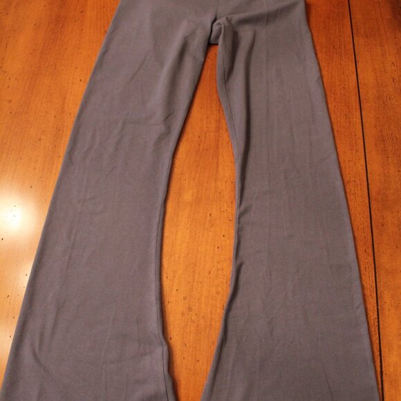 Hollister Flare Leggings - Picture 3 of 6